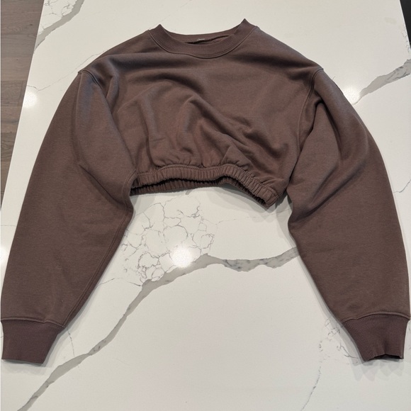 Alo Devotion Crew Neck Pullover Cropped - Hot Cocoa - XS - Picture 1 of 4